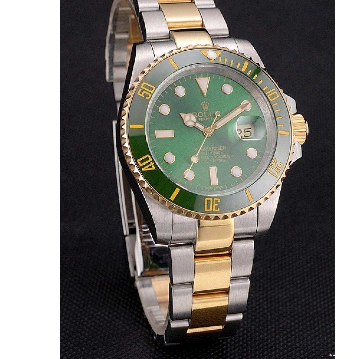 Good copy rolex watches Rolex And Green Swiss Bracelet Dial Two Submariner Tone Bezel Gold Steel 0216